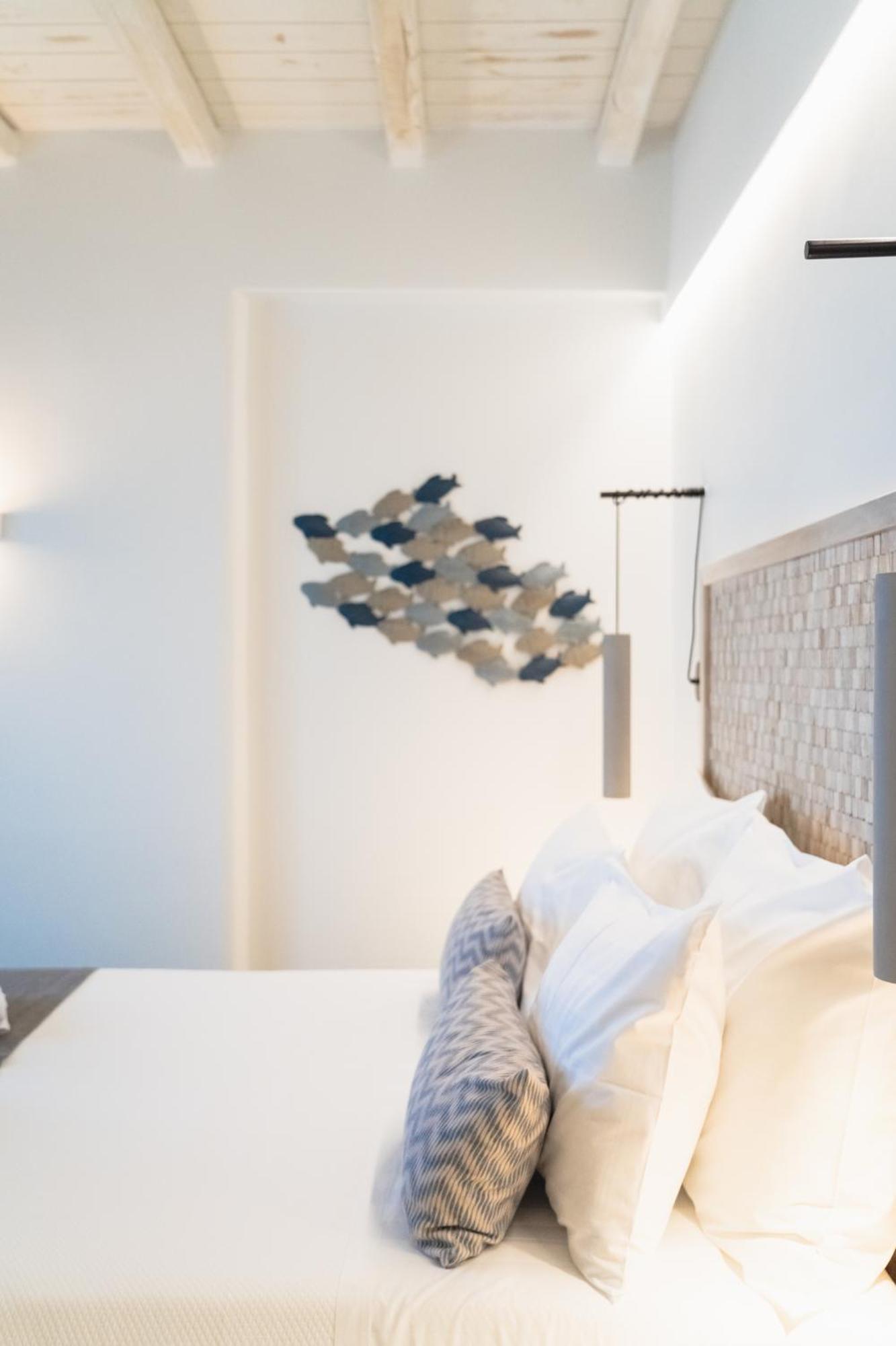 Lithos Luxury Suites Tínos Exteriér fotografie