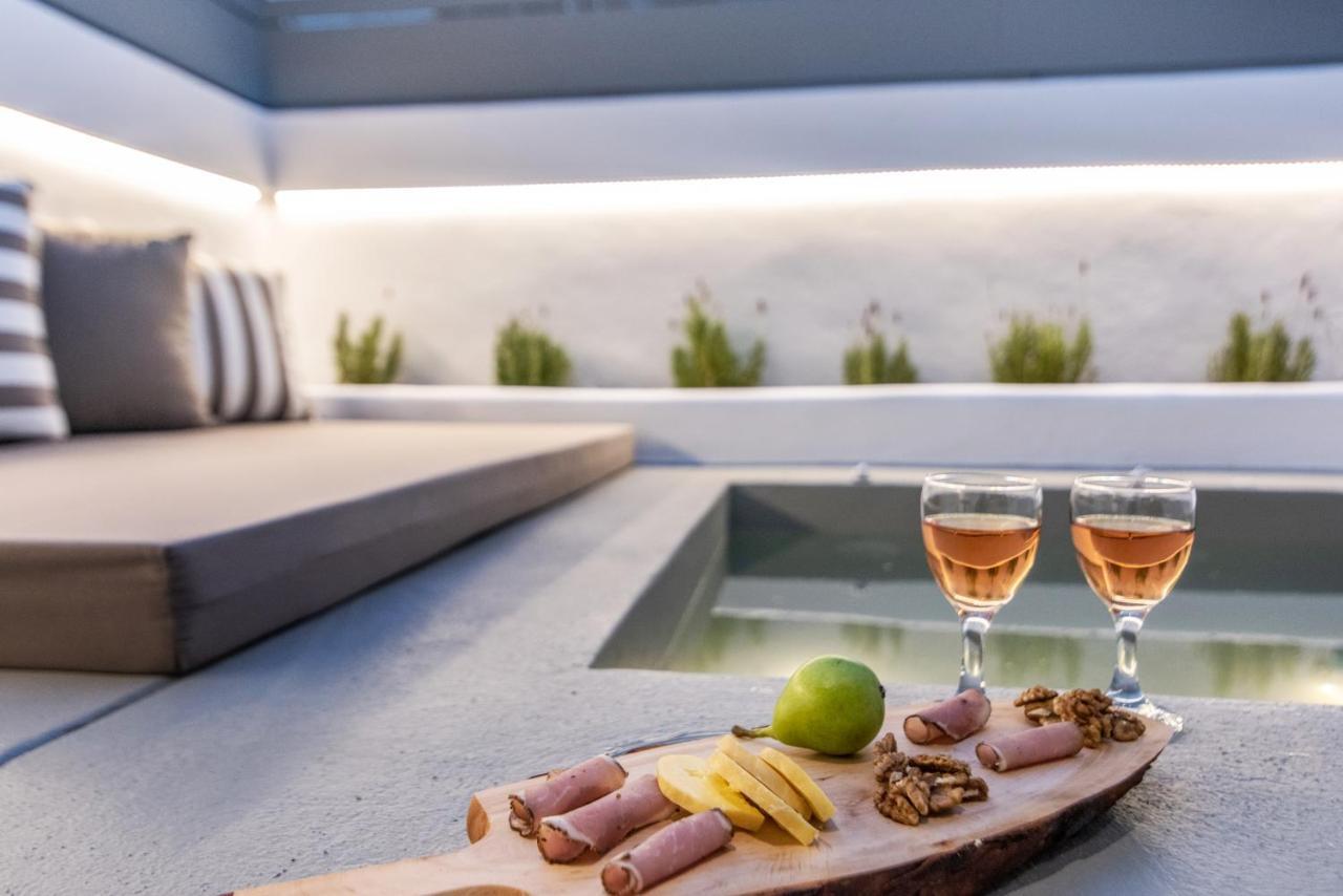 Lithos Luxury Suites Tínos Exteriér fotografie